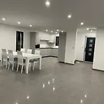 Maison Moderne Avec Piscine Chauffee Lacanau