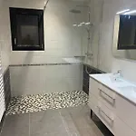 Maison Moderne Avec Piscine Chauffee Villa *