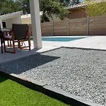 Maison Moderne Avec Piscine Chauffee